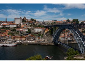 Madeira/Funchal - Porto (P) 700 sm